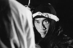 Yukio Mishima dans Hitokiri