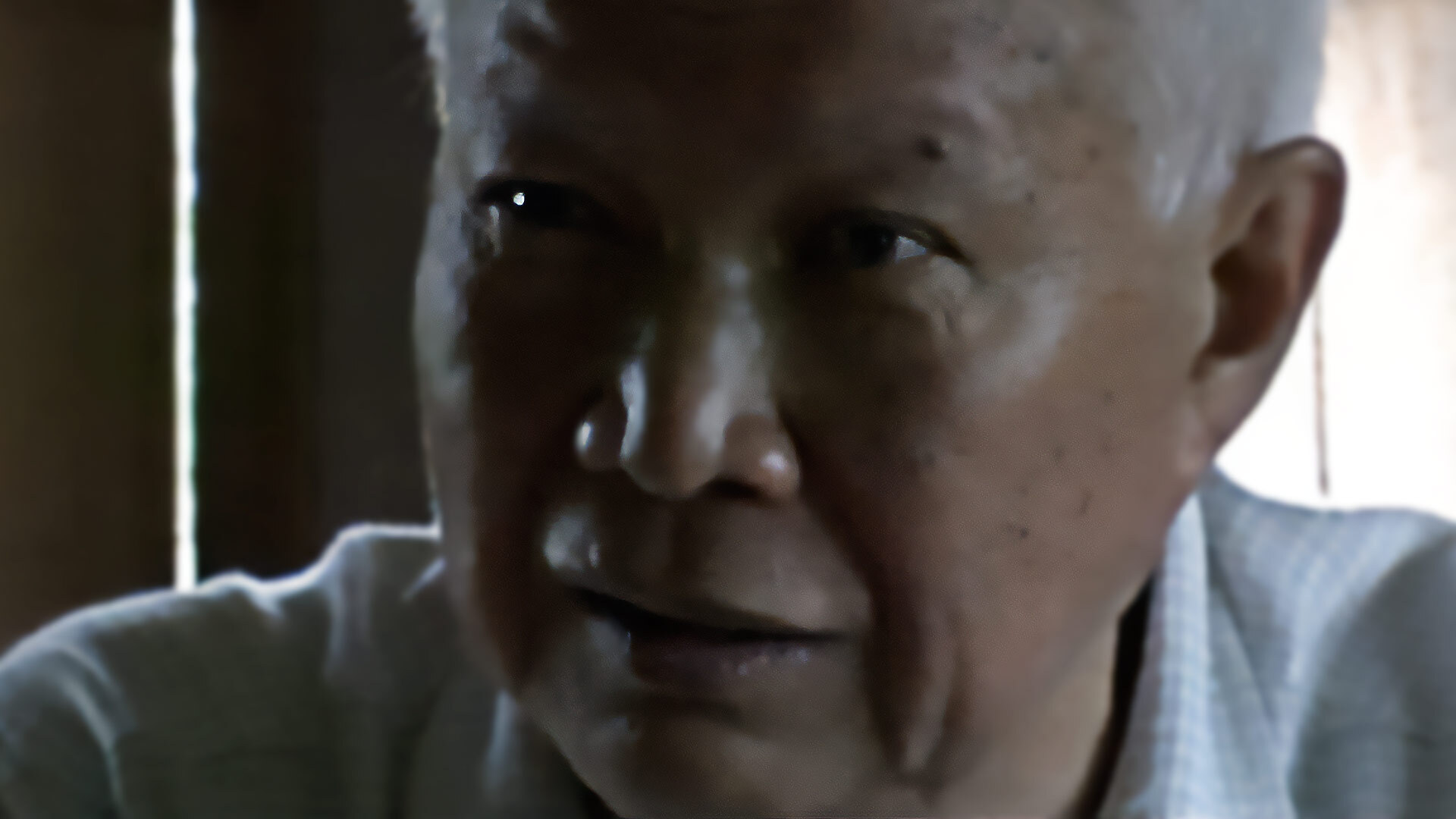 Khieu Samphân dans L’important c’est de rester vivant – Au cœur de la folie khmère rouge
