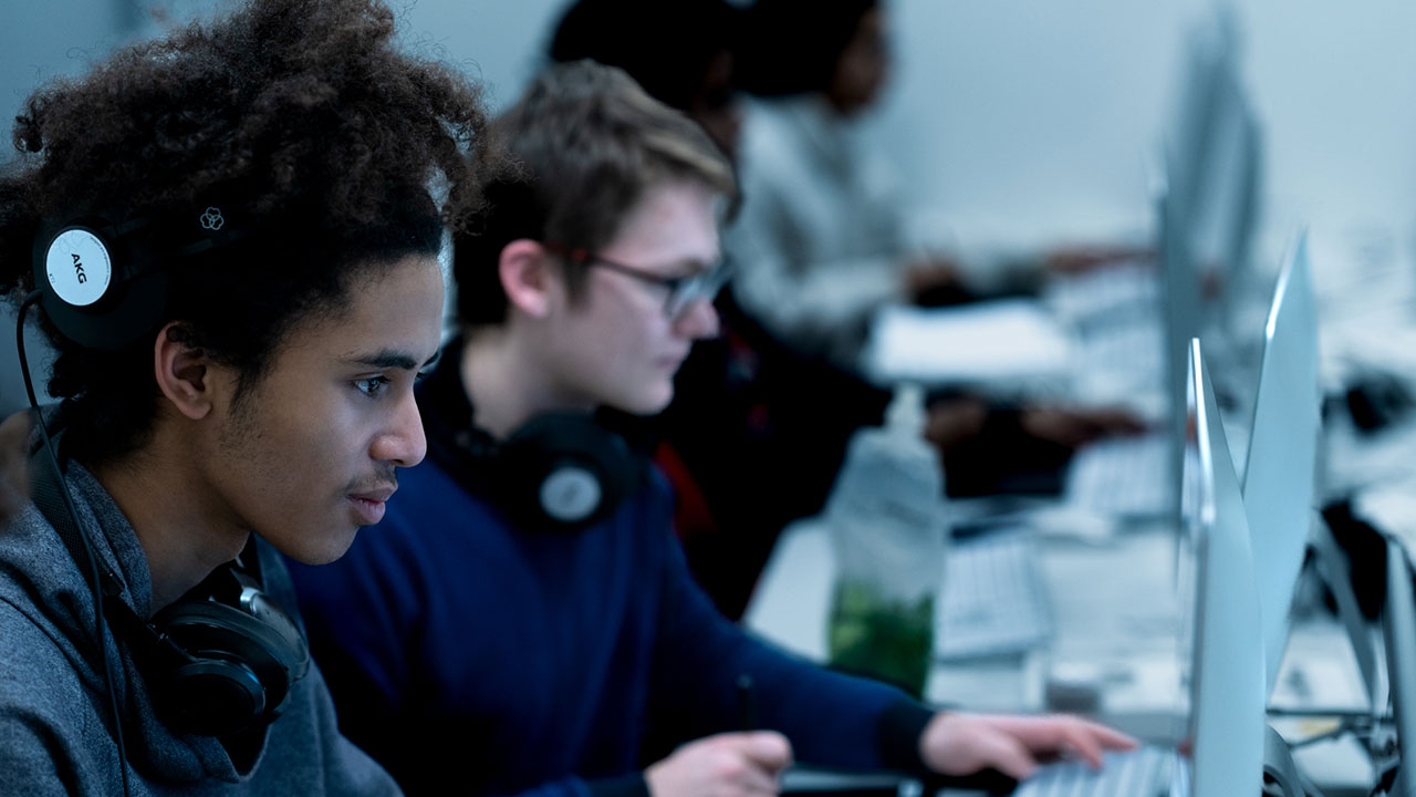 Stages vacances à destination de jeunes en situation de fragilité scolaire © Forum des images