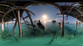  "Equator 360 – Episode : « The Above and The Below (Vivre sans frontières) »" © DEEP Inc., Liquid Cinema 