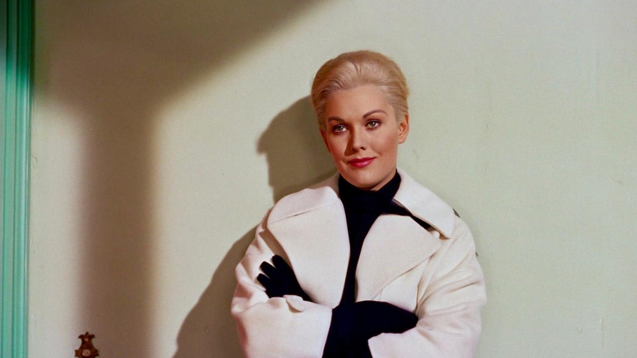 Kim Novak  l'âme rebelle d'Hollywood © Kim Novak Paramount Pictures - Alfred J. Hitchcock Productions