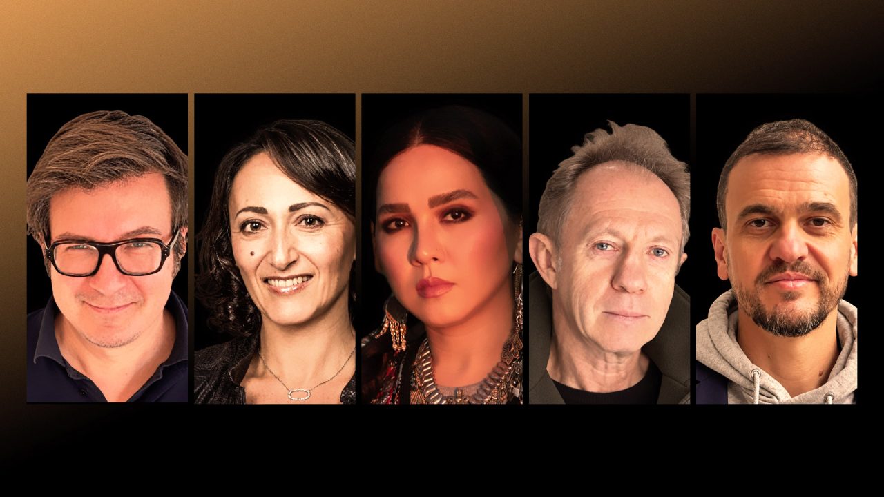 Le Jury We Are Human Le Jury We Are Human : Daniel_Khamdamov, Deborah Papiernik, Fatimah Hossaini, Vincent Ravalec et Yacine Ait Kaci 