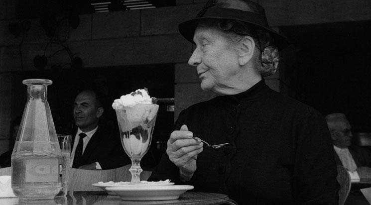 La Vieille Dame indigne