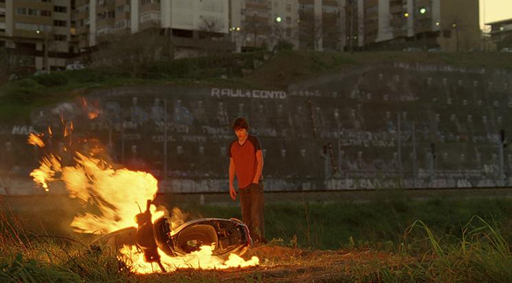 Séance temporairement suspendue // Montanha - Un adolescent à Lisbonne