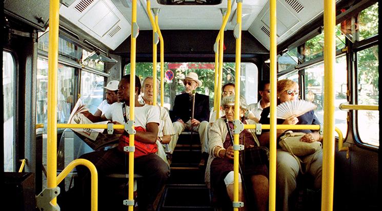 Séance temporairement suspendue // Va et vient
