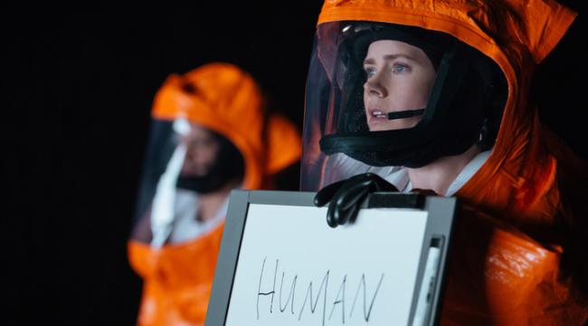  "Premier contact" de Denis Villeneuve © Jan Thijs 2016 PARAMOUNT PICTURES - ALL RIGHTS RESERVED 